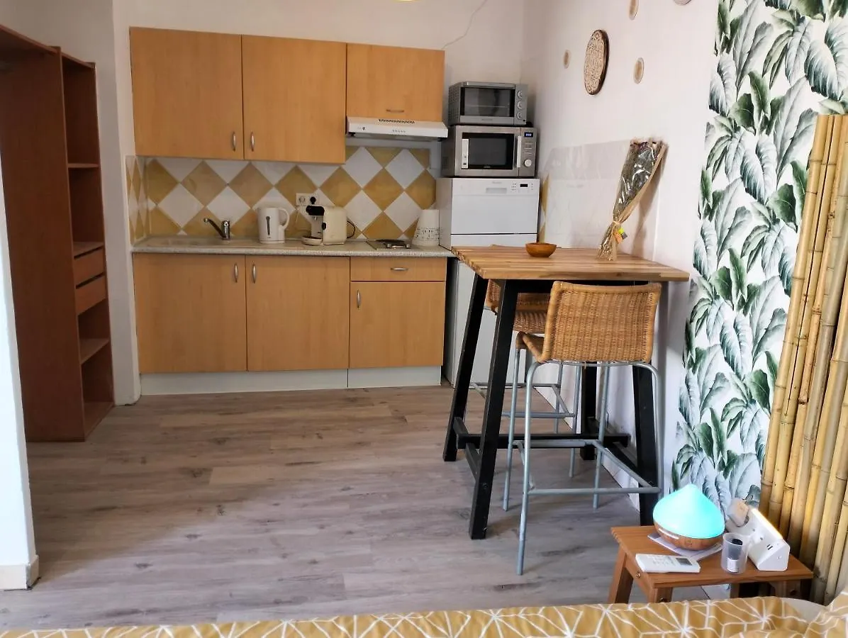 Logement Zen Love, 5 Mn De La Plage Toulon