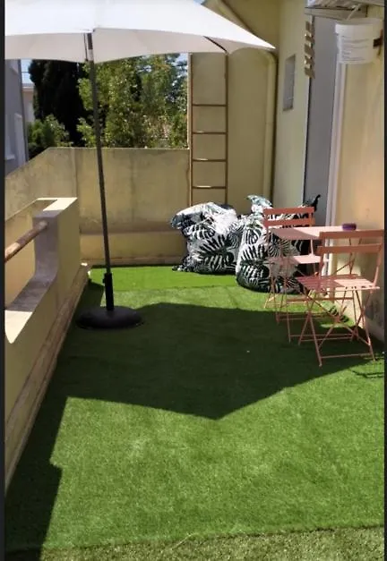 Logement Zen Love, 5 Mn De La Plage Toulon 0*,